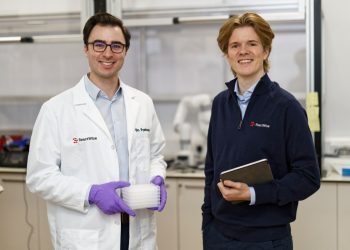 ReactWise, startup wspierany przez YC, wykorzystuje AI do przyspieszenia produkcji leków