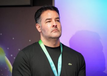 Zdaniem CEO Poolside większość firm nie powinna tworzyć własnych modeli bazowych.