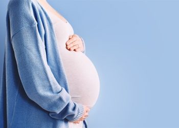 Ciąża może zmniejszać ryzyko długiego COVID – wyniki badania na ponad 70 000 kobietach