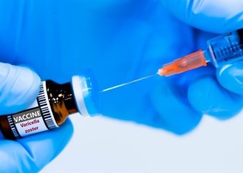 Szczepionka przeciwko półpaścowi może zmniejszać ryzyko demencji o 20 procent – wynika z nowych badań