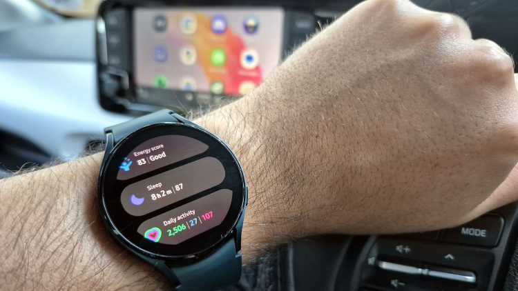 Chciałbym, aby Android Auto współpracowało z moim smartwatchem z Wear OS dla bezpieczniejszej jazdy