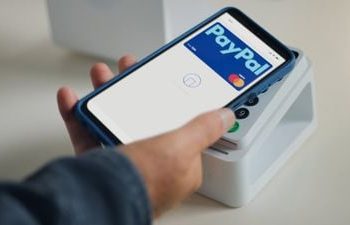 Płatności zbliżeniowe iPhone'em przez PayPal dostępne w Niemczech dzięki nowym przepisom UE