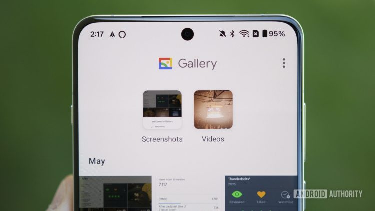 Przetestowałem ukrytą aplikację Galeria od Google – ma jedną dużą przewagę nad Zdjęciami Google