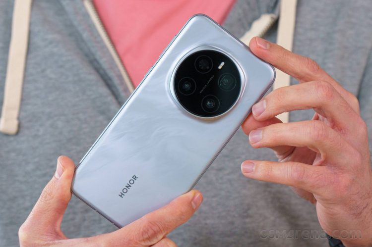 Seria Honor Magic8 z nowym modelem Mini