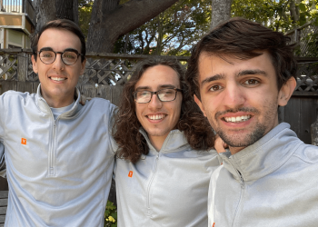 Startup Firecrawl z Y Combinatora chce zatrudnić trzy agenty AI jako pracowników – oferuje za to milion dolarów