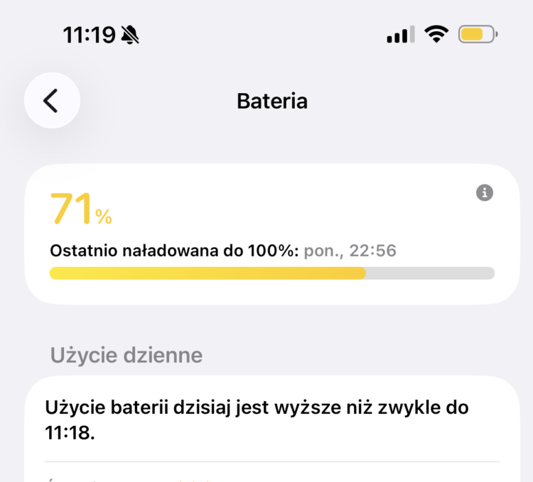 Dlaczego bateria iPhone’a jest żółta?