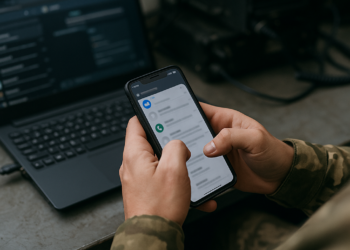 PLUGGYAPE wykorzystuje Signal i WhatsApp do ataków na ukraińskie siły obronne