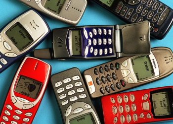 FCC chce ograniczyć dostęp do telefonów typu burner
