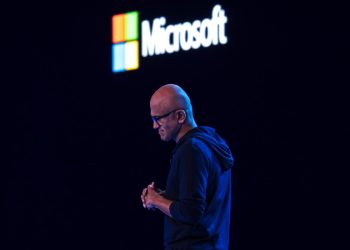 Microsoft ogranicza wydatki na sztuczną inteligencję