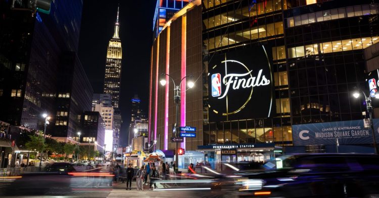 Hakerzy twierdzą że wykradli dane z Madison Square Garden