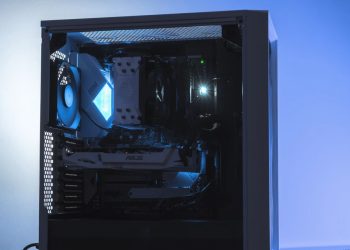 Spadek sprzedaży komputerów PC przez niedobory pamięci