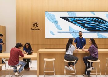 Apple testuje nową funkcję notatek na żywo w serwisie Genius Bar