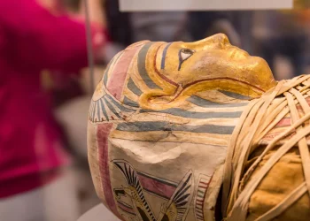Archeolodzy odkryli fragmenty Iliady Homera w egipskiej mumii sprzed 1600 lat
