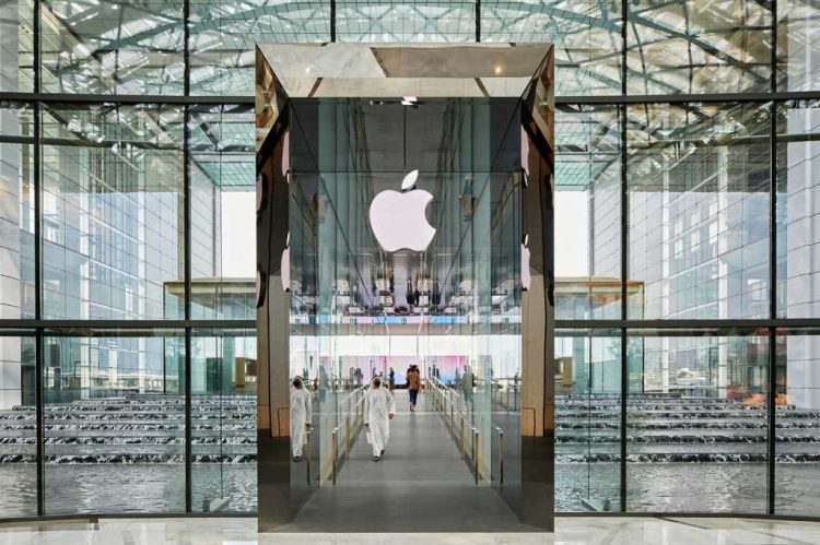 Apple podnosi ceny komputerów Mac w najgorszym możliwym momencie