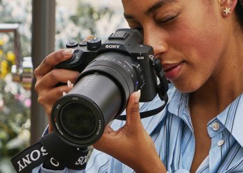 Sony RX10 V z nowym wyglądem i nagrywaniem 4K 120p