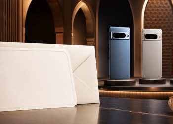 Puste zaproszenie na indyjską premierę trzech smartfonów z serii Google Pixel 11